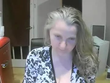 chealsiek on Chaturbate