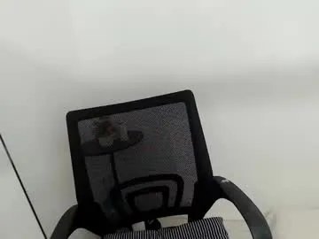 cherry_blossom181999 on Chaturbate