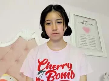 Freechat cherrymafer666 on Chaturbate
