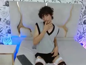 chipi_tay on Chaturbate