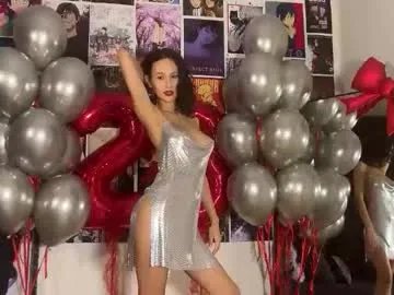 chloechain on Chaturbate