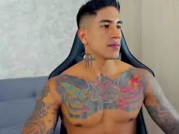 chris_reilly on Chaturbate
