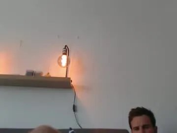 chrishemsworthxxx — I love being watched... #straight #muscle #young