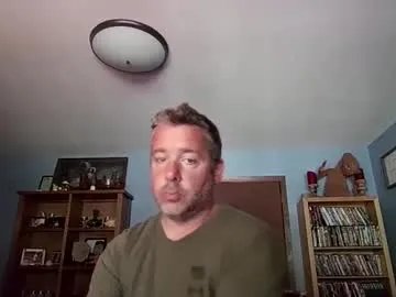 chrisw8121 on Chaturbate