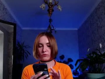 clara_bendover on Chaturbate