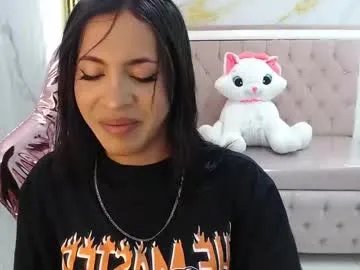 clara_evans_s on Chaturbate