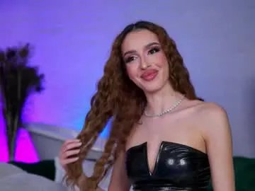 clarabenatti on Chaturbate