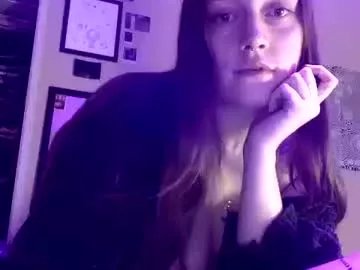 clover_tully on Chaturbate