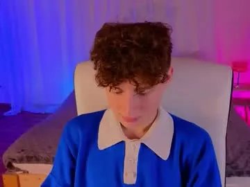 crisp1n on Chaturbate