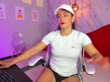 Away cristal_crossfit on Chaturbate
