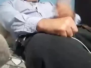 cumbian_chero on Chaturbate