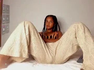 curly_sweett on Chaturbate