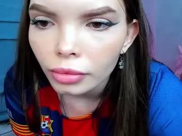 curvy_dynamite on Chaturbate