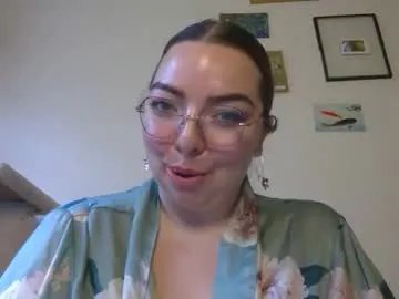 curvycate127 on Chaturbate