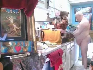 daddycubbyhubby on Chaturbate