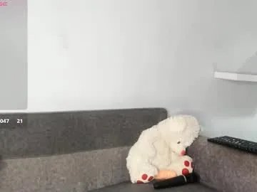 dana_scully1 — GOAL: squirt hard ! [399 tokens remaining] Welcome to my room! im bbw so sexy and with big asss! #bbw #curvy #squirt #anal #bigass