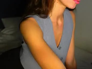 danielle_thomas on Chaturbate