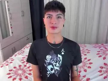 dark_lucky on Chaturbate
