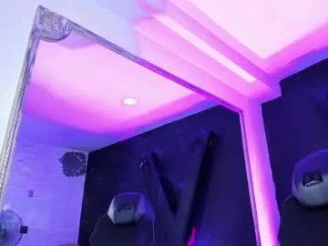 darlingbdsm_ on Chaturbate