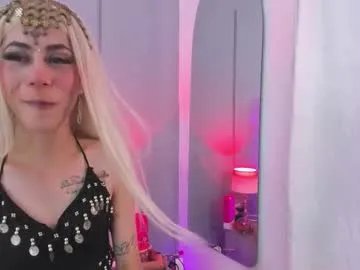 darlyn_tenderhot__ on Chaturbate