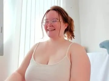 debbiewood on Chaturbate