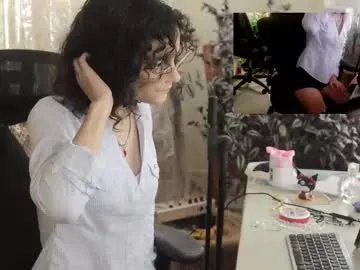 deeralxne on Chaturbate