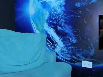 delessandro_world on Chaturbate