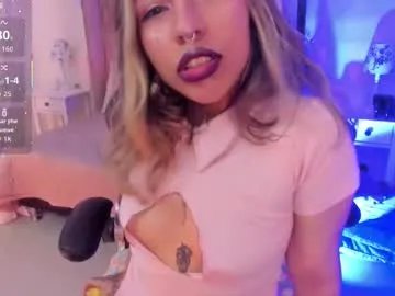delilah_fix on Chaturbate