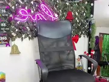 destinyhills_ on Chaturbate