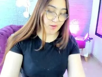 diamondfox_m on Chaturbate