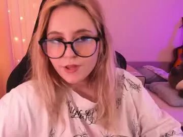 diana_floweri on Chaturbate