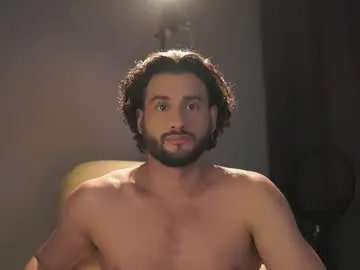 double_luckystrike on Chaturbate