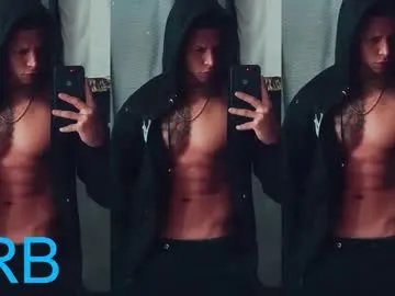 drake_jhonson08 on Chaturbate