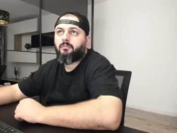 dravenpeak on Chaturbate