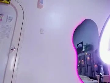 dulceaurora_ on Chaturbate