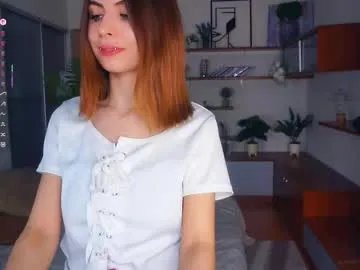 earthadobb on Chaturbate