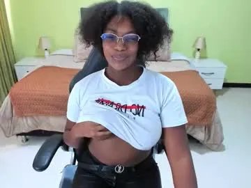 ebony_fantasy2 on Chaturbate