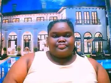 ebonyhotbuns4u2luv on Chaturbate