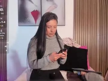 ella_rouse1 on Chaturbate