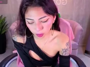 elody_a on Chaturbate