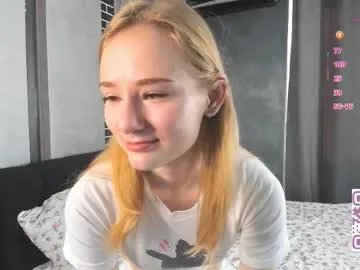 elvyrose on Chaturbate