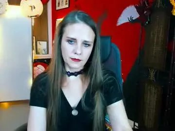 emiliabedy on Chaturbate