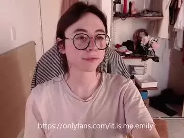 emily_pearl_ on Chaturbate