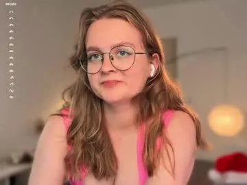 emilyforelsket on Chaturbate