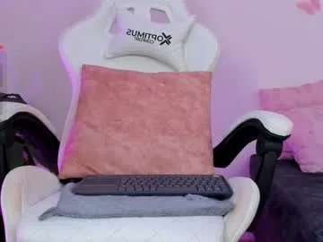 emilyrive on Chaturbate