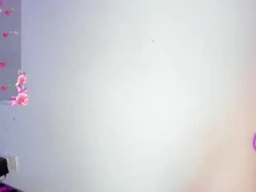 emmie_bunny on Chaturbate