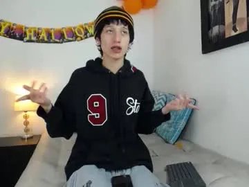 emmo_boy on Chaturbate