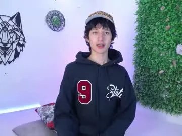 emmo_boy on Chaturbate