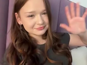 emmyrain — Hey! I want 1000 followers, help me #bigboobs #asian #muscle #german #british