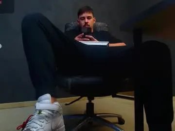 enzorace on Chaturbate